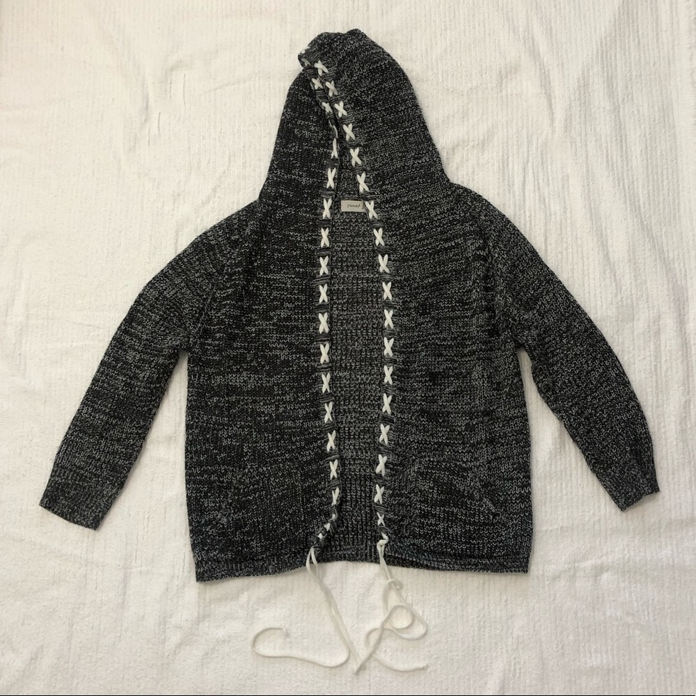 Sweet Generis | Gray Hooded Sweater